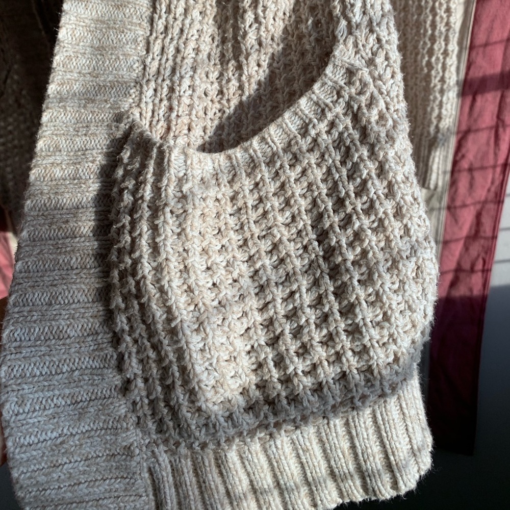 Express Cardigan - Picture 3 of 4